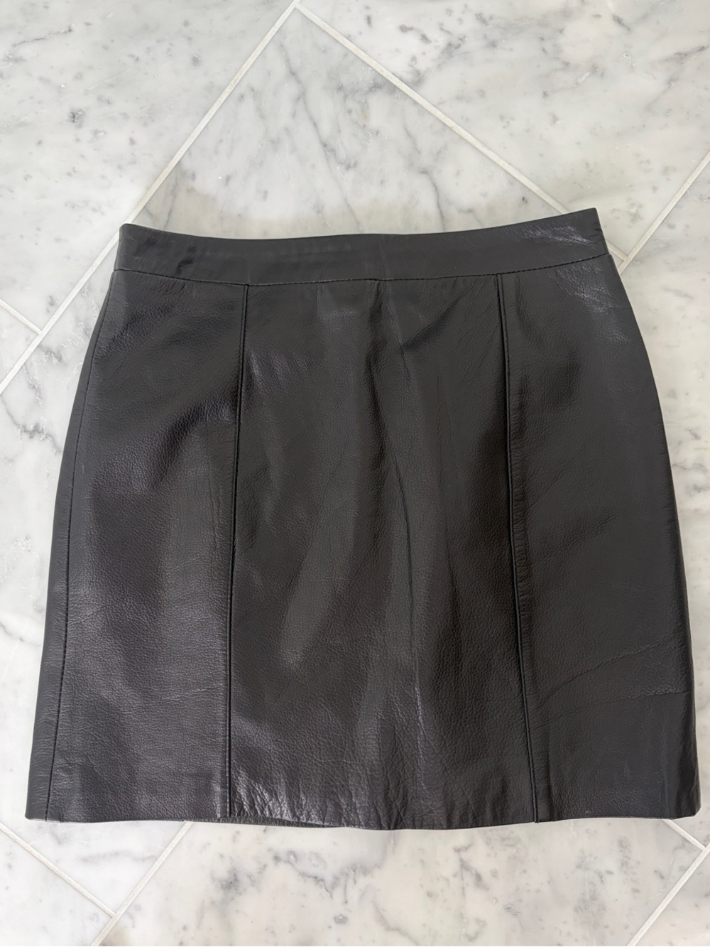 L’Acadamie Classic Black Leather Mini Skirt
